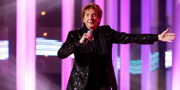 Image of Barry Manilow In Columbus