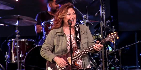 Image of Jo Dee Messina